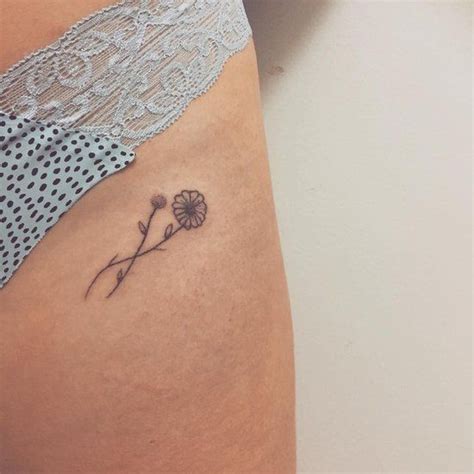 hip bum tattoo small|23 Impressive Hip Tattoo Ideas You’ll Want To Show。